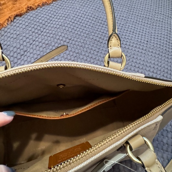 Coach purse, New! - Picture 10 of 12